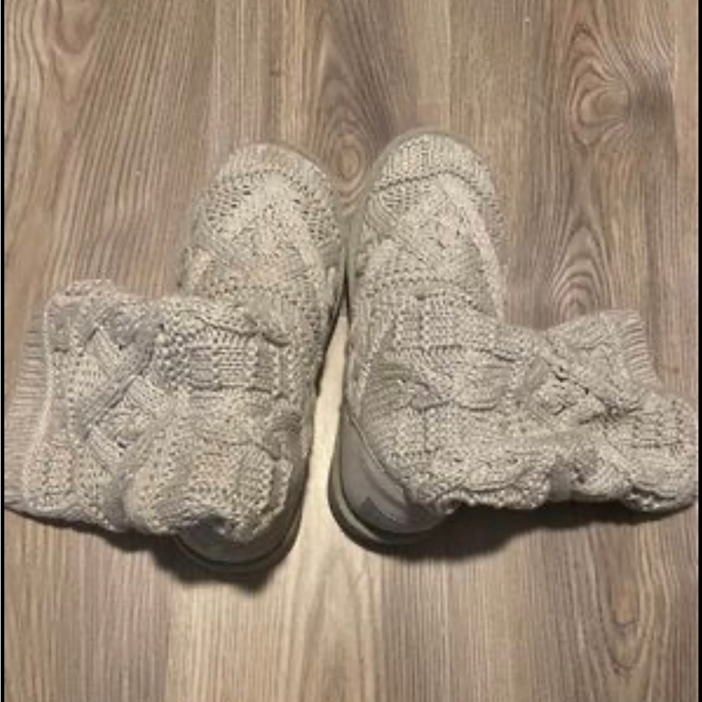 Ugg
